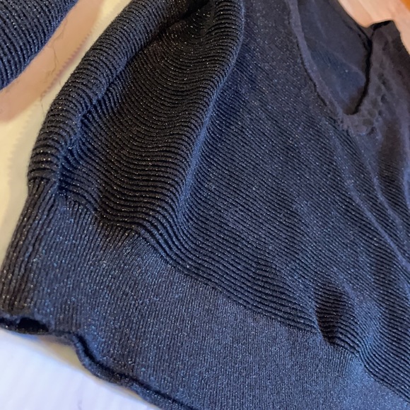 H&M - Keyhole Back Glitter Sweater - Picture 4 of 11